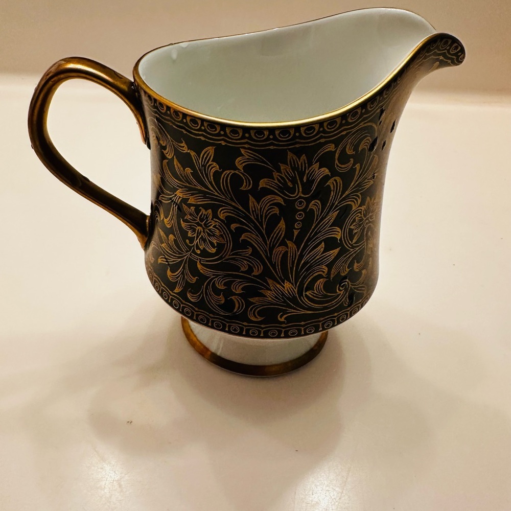 Sango Aristocrat 3756  creamer